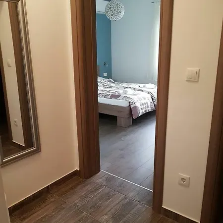Zizula Podstrana